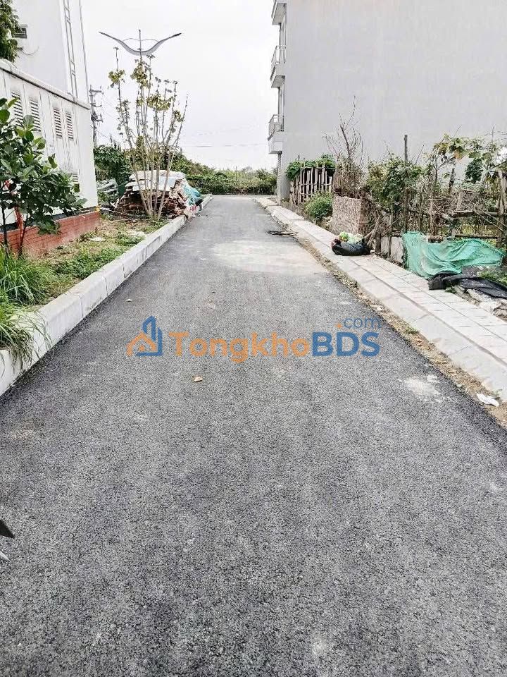 Bán Đất Phân Lô Thượng Thanh 30m² - Vỉa Hè, Ô Tô Tránh