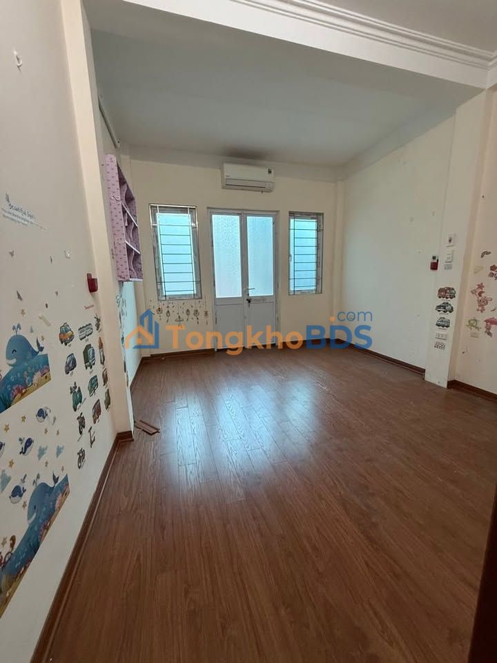 Nhà Tân Mai 34m² giá 8 tỷ - Chính chủ bán gấp