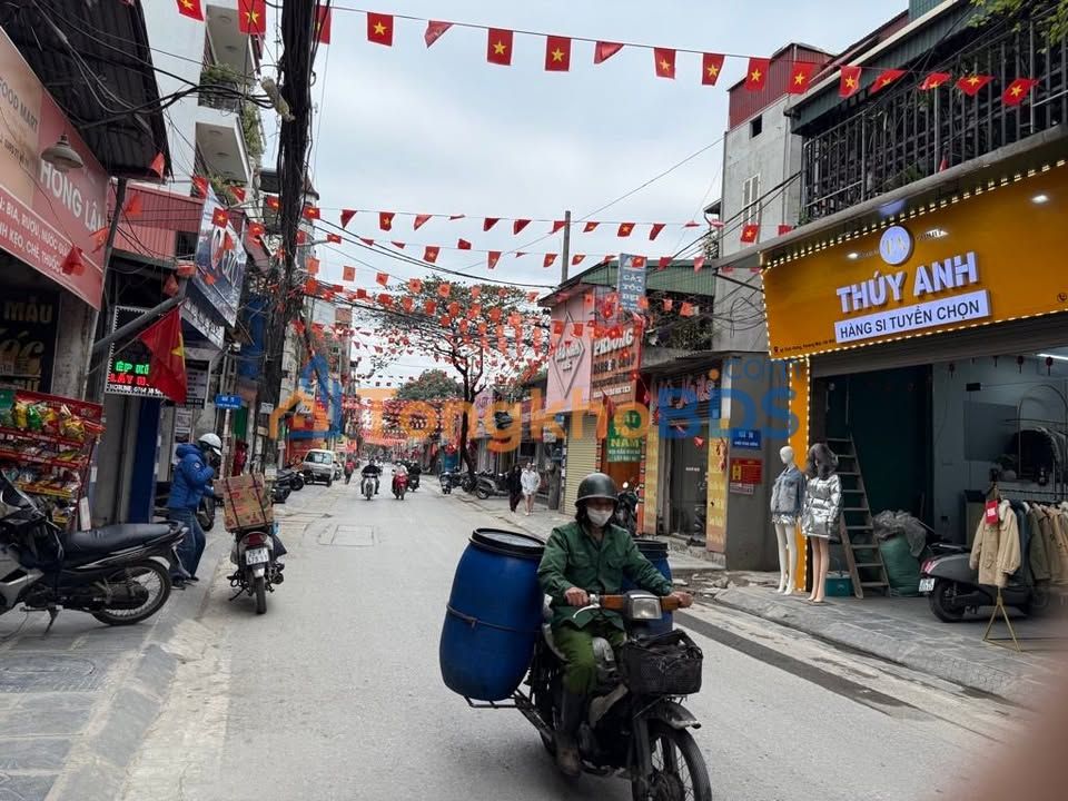 Nhà Mặt Phố Vĩnh Hưng 43m² - Vỉa Hè Rộng, Ô Tô Tránh - Kinh Doanh Đỉnh Cao 11 Tỷ