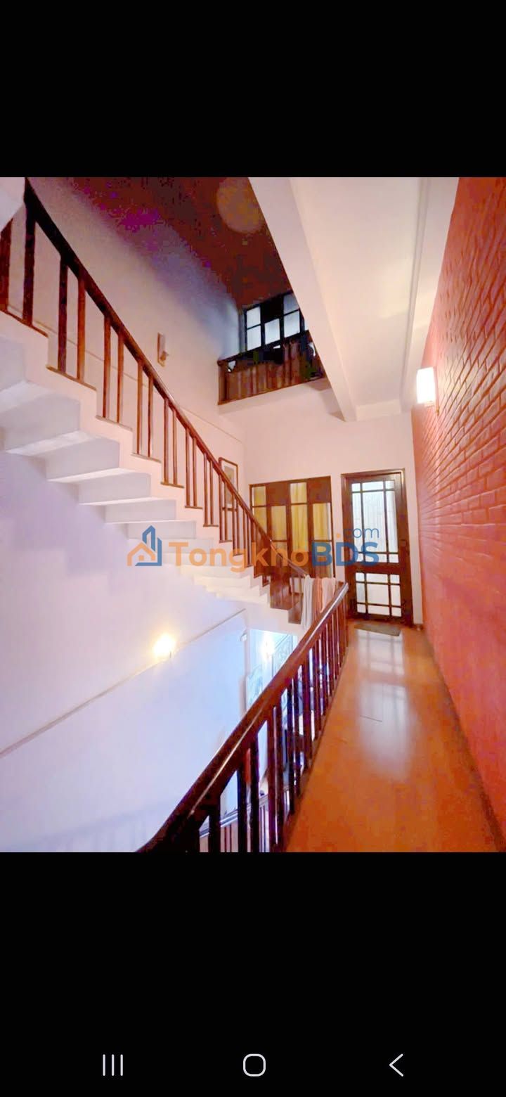 Nhà Ngọc Thụy Long Biên 68m² hơn 12 tỷ - Chính chủ