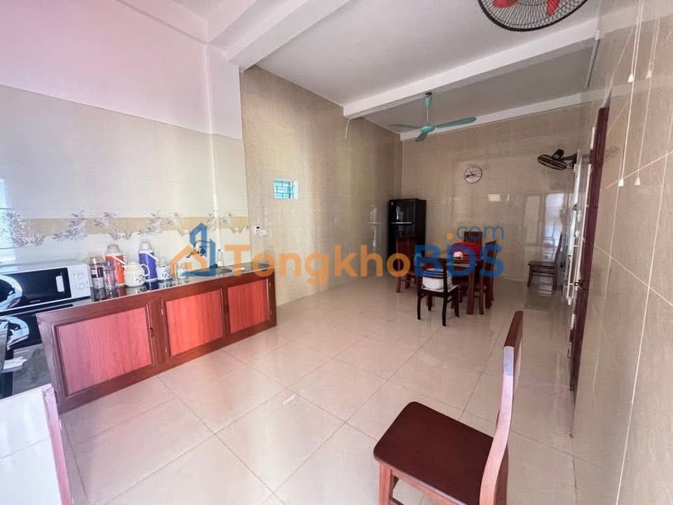 Bán đất 98m² tặng nhà C4 Đặng Xá, ô tô vào nhà, giá 6 tỷ