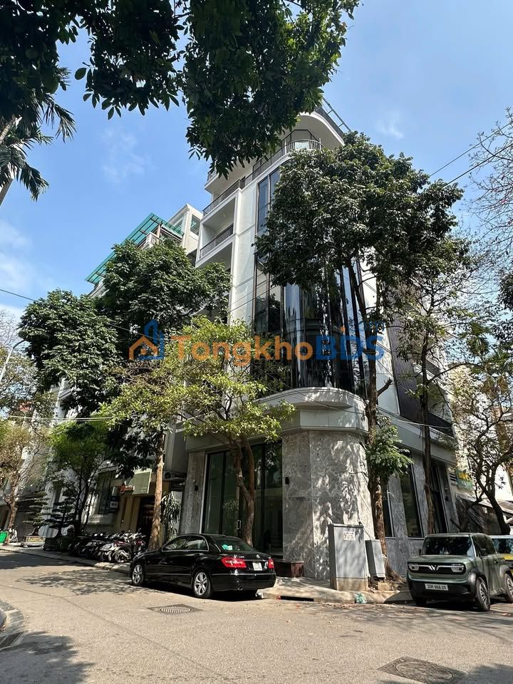 Townhouse Nguyễn Thị Thập 81m² 48.5 tỷ - Ô tô tránh