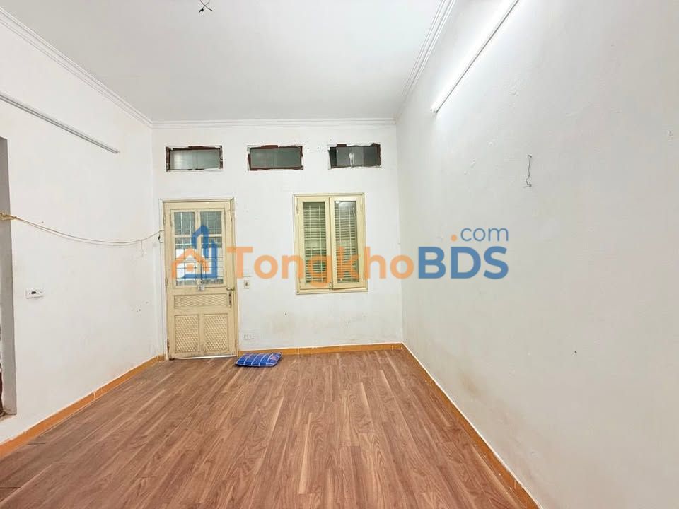 Nhà 30m² 4 Tầng Mặt Phố Cống Vị, Ba Đình - 7 Tỷ