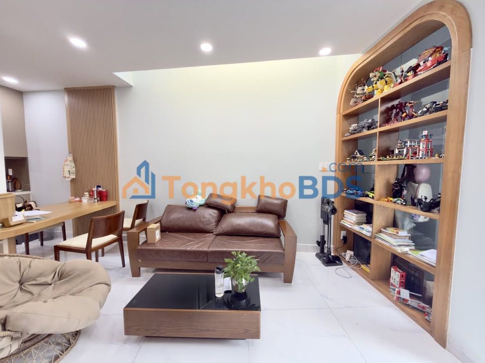 Nhà Góc Hẻm 4m Lê Văn Duyệt, Bình Thạnh - 3 Tầng, Sát MT, 9.5 Tỷ