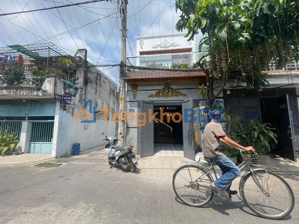 Nhà Góc 2 Mặt Tiền Hóc Môn - 67m² Sổ Chung, Giá 2.9 Tỷ