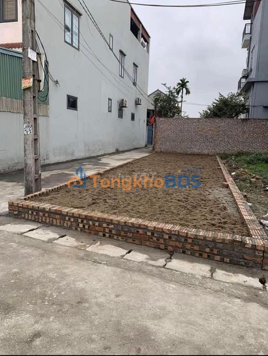 Đất Sổ Đỏ Chúc Sơn, Chương Mỹ 52m² - Giá 2.9 Tỷ, Trung Tâm