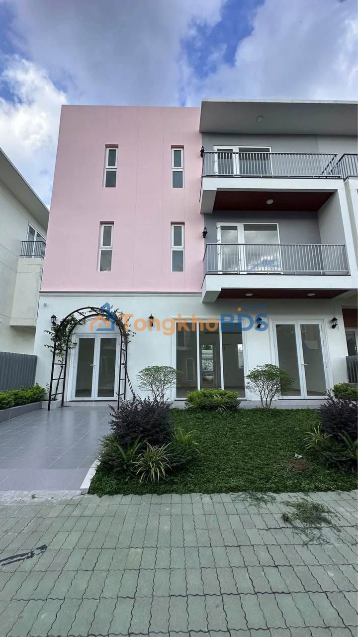 Nhà phố Dragon Village Phú Hữu 90m² 13-17 triệu - Vị trí đẹp