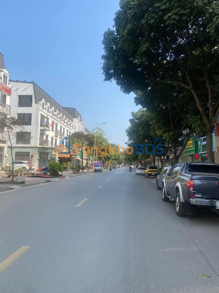 Nhà Mặt Phố Tống Đức Thắng 90m² - Kinh Doanh Đắc Lợi, Giá 18 Triệu/Tháng