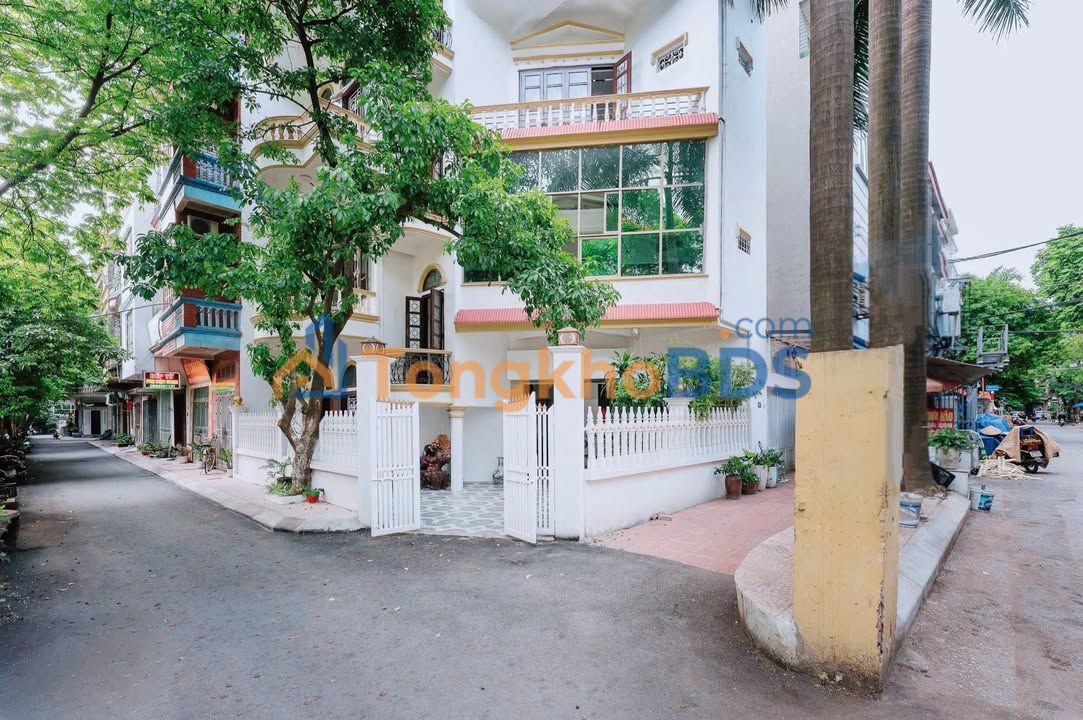 Cho thuê Biệt thự 150m² tại Phú Diễn, Bắc Từ Liêm - Kinh doanh đa ngành, Ô tô tránh