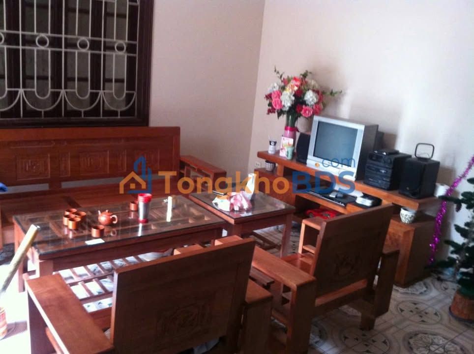 Nhà nguyên căn Phú Thượng 110m²/12 triệu - Sẵn sàng ở ngay