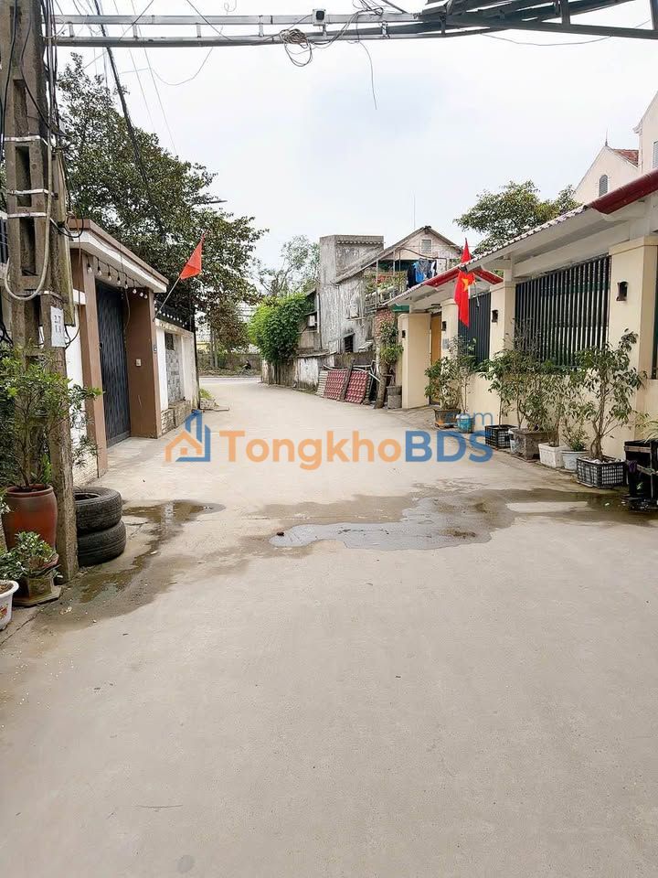 Đất Nguyễn Trường Tộ Vinh 120m² 2 tỷ - Đường to ô tô