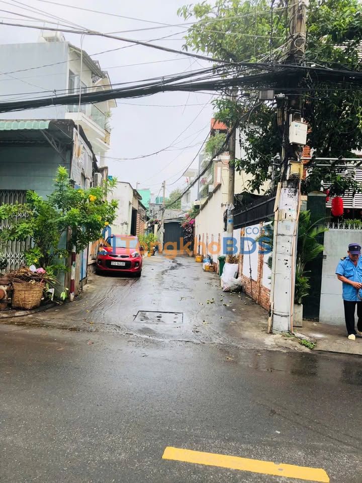 Nhà 52m² Linh Tây, Thủ Đức - Giá 3.95 Tỷ, Hẻm Ba Gác Sẵn Sàng Xây Mới