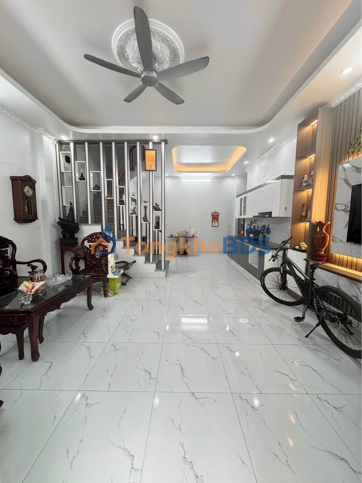 Nhà riêng ngõ Lê Hồng Phong 47m² giá 2.47 tỷ - Ô tô vào tận nhà