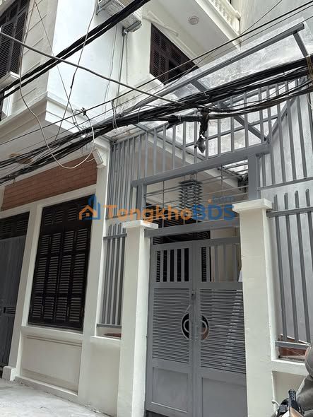Cho thuê nhà 32m² x 5 tầng, Ngõ 15 Phương Mai, Đống Đa - Giá 13 Triệu/tháng