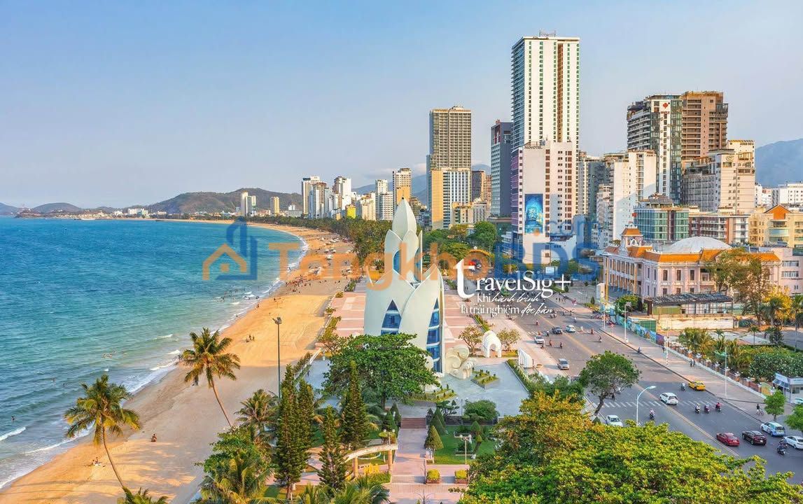 Mặt Tiền Kinh Doanh 450m² Trung Tâm Phố Hàn Nha Trang - Giá 120 Triệu/Tháng