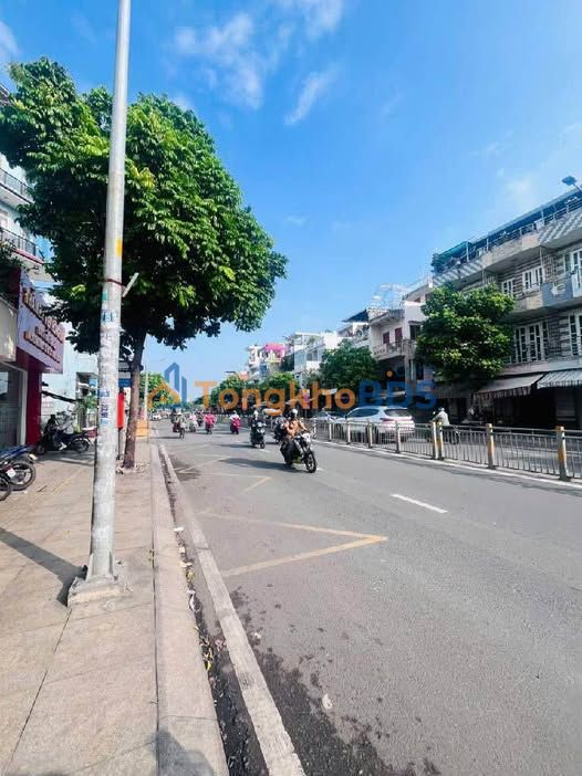 Nhà Góc 3MTKD Kênh Tân Hóa Q.6 - 74m² - 4PN - 13 Tỷ