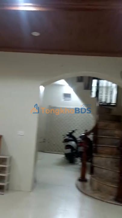 Nhà nguyên căn Lê Lợi Hà Đông 52m2 8 triệu - Sẵn sàng ở ngay