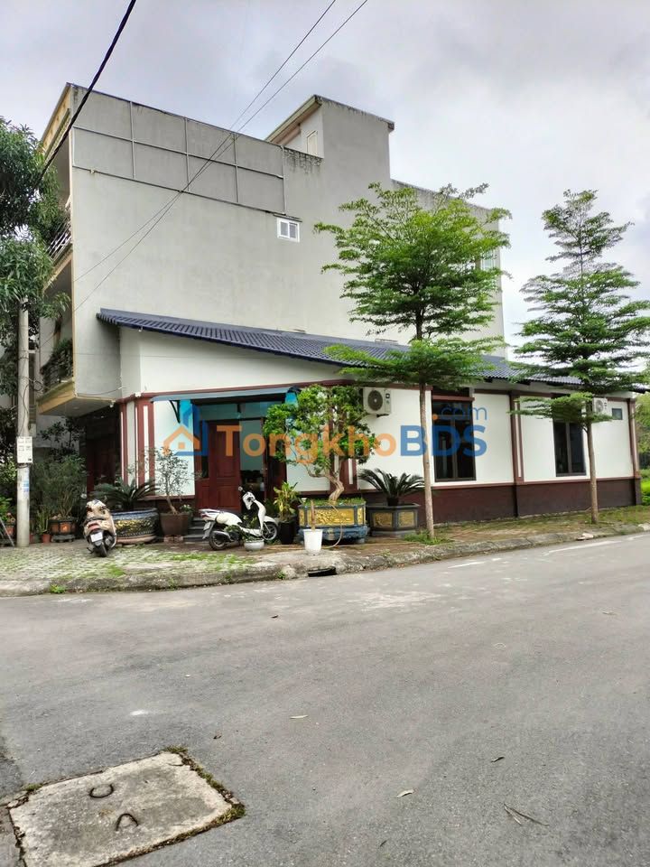 Đất nền góc 2 mặt tiền KDT CEO1, Phủ Lý - 74m²