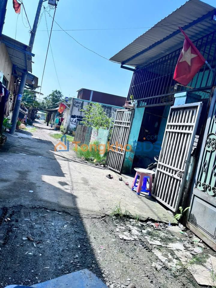 Đất Nền 64.8m² Bình Chánh - Giá 720 Triệu, Sổ Đỏ Sẵn Sàng