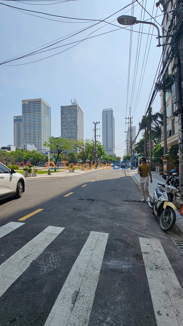 Đất Lô Góc Đông Kinh Nghĩa Thục, Hải Châu - 104m² - 3 Mặt Thoáng - 2x Tỷ