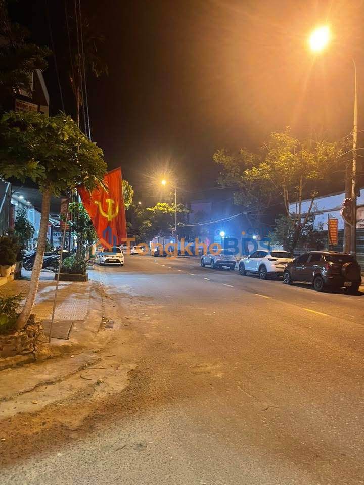 Bán Đất Tặng Dãy Trọ 120m² Mặt Tiền Lạc Long Quân, Đà Nẵng - Dòng Tiền 5 Triệu/Tháng