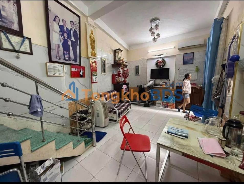 Nhà 2 Tầng Khu 2/9 Hải Châu 30m² - Sổ Hồng Sẵn Sàng