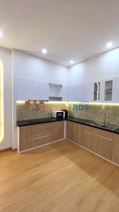 Nhà Phố Nguyễn Văn Linh 47.7m² Ngang 5.5m - 2PN, Full Nội Thất, Giá 4.9 Tỷ
