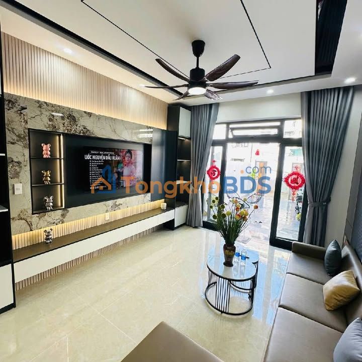 Nhà 2 Tầng Kiệt Hoàng Văn Thái, Đà Nẵng - 93m², 3PN, Sân Ô Tô, 4.85 Tỷ