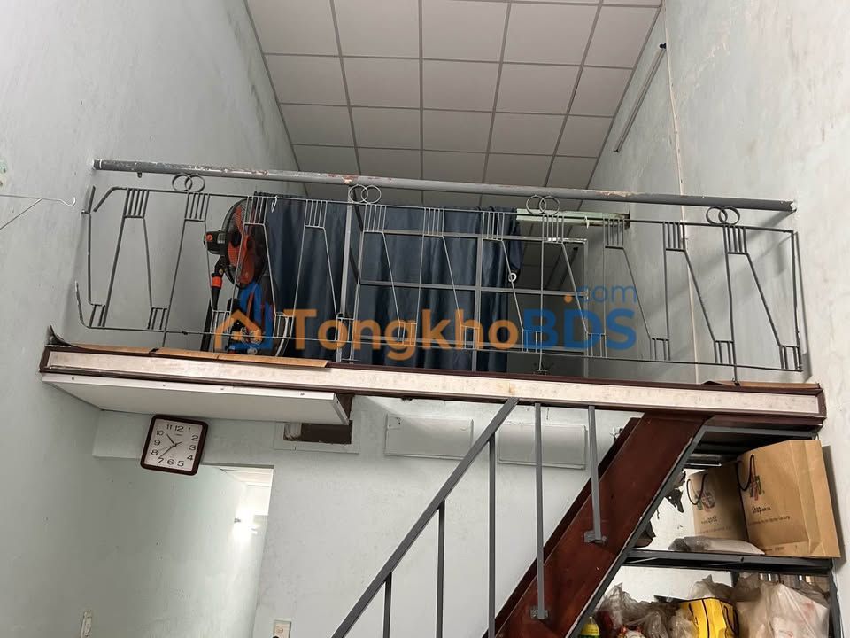 Nhà Hoàn Kiếm 54m² giá 2 tỷ - Chính chủ bán gần bến xe