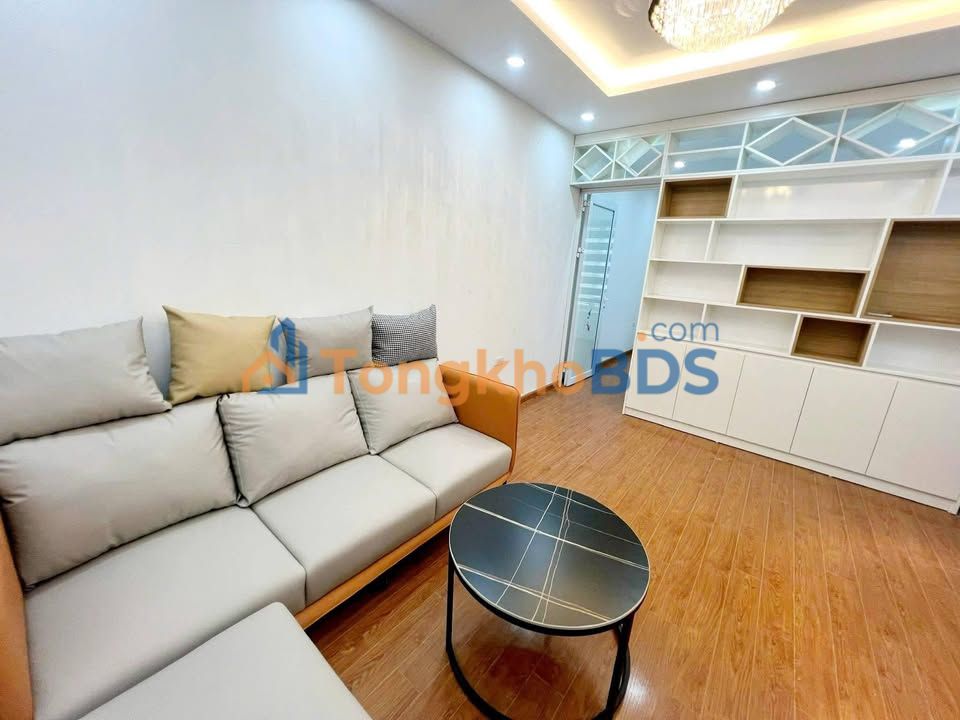 Bán Gấp Căn Hộ 48m² Tòa D8 Đông Anh - Giá 2 Tỷ, View Thoáng