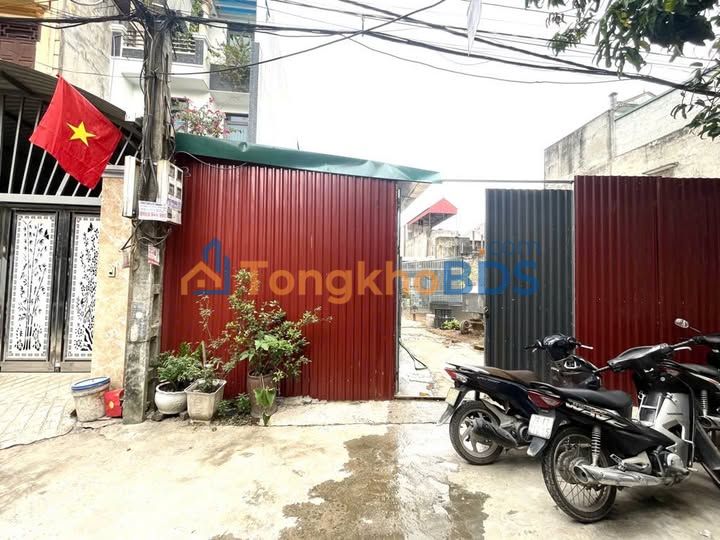 Bán Đất Du Ngoại, Bắc Từ Liêm 100m² - Sổ Hồng Sẵn Sàng, Ô Tô Vào Tận Đất