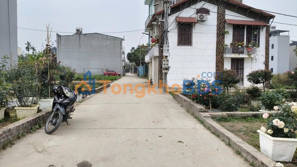 Nhà 40m² MT 4.5m - Ô Tô Vào Nhà Tại TT. Quang Minh, Mê Linh - Chỉ 2 Tỷ