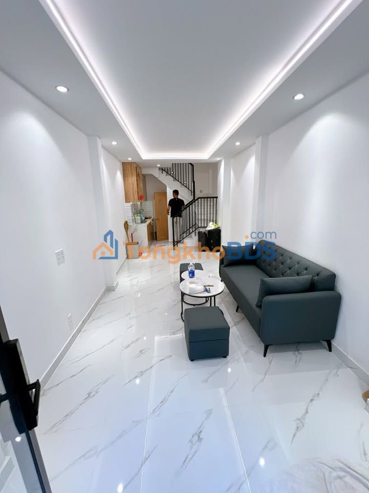 Nhà 5 Tầng HXH Nguyễn Đình Chiểu, Quận 3 - 115m² - Sẵn Sàng Dọn Vào Ở Ngay!