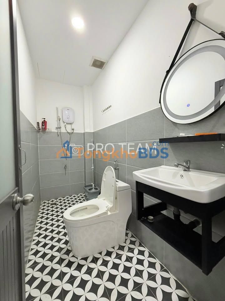 Cho thuê Mặt tiền Nguyễn Gia Trí (D2) 30m² - Kinh doanh & Ở, Giá sốc 3.75 triệu!