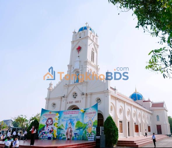 Nhà 3 Tầng Đường Tam Châu, Thủ Đức - 73m², Hẻm Xe Hơi, 7 Tỷ TL