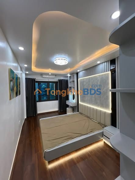 Nhà Minh Khai 40m² 5 Tầng Giá 9 Tỷ - Full Nội Thất, Sẵn Sàng Ở Ngay