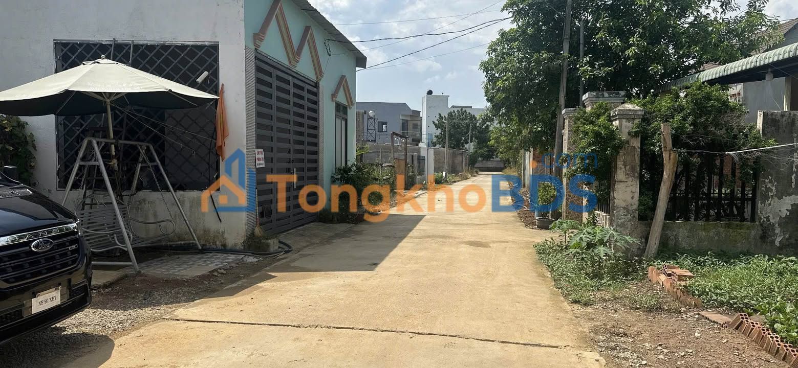 Đất nền 700m² 2 mặt tiền KP5, Đồng Xoài - Sổ đỏ sẵn sàng