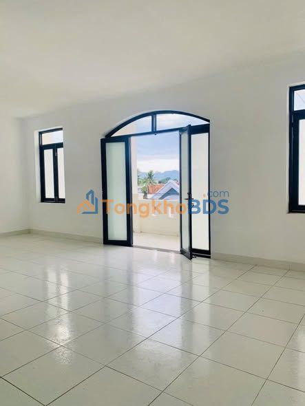 Nhà 2 Tầng 105m² Vĩnh Hiệp, Nha Trang - Sổ Hồng Thổ Cư, Giá 3.2 Tỷ