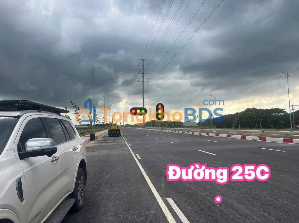 Đất Mặt Tiền Đường 25C Nhơn Trạch 977m² - Giá 22 Tỷ, Sổ Hồng