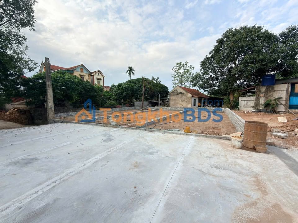 Đất nền Đức Hợp Kim Động 378m² giá thỏa thuận - Sổ đỏ chính chủ