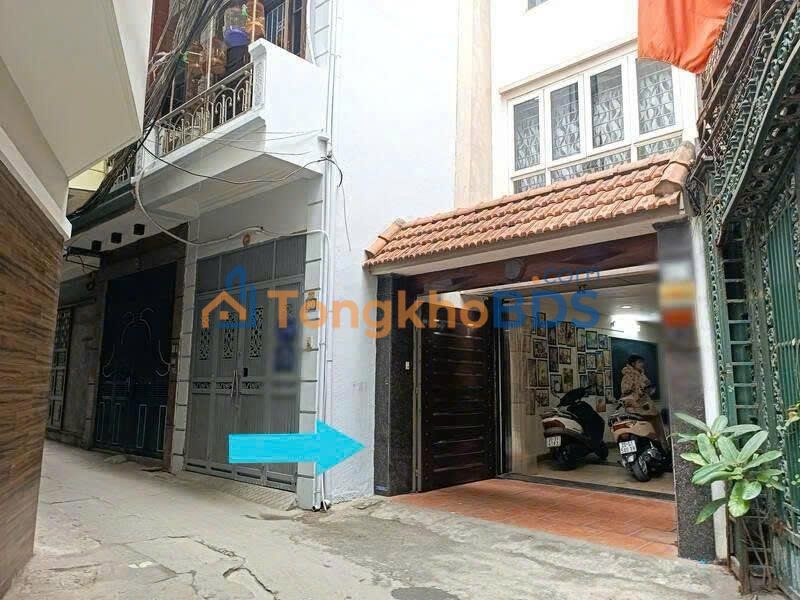 Bán gấp nhà 50m² mặt tiền 5m, Phường Nhật Tân, Tây Hồ - Sổ đỏ vuông vức, ô tô đỗ cửa