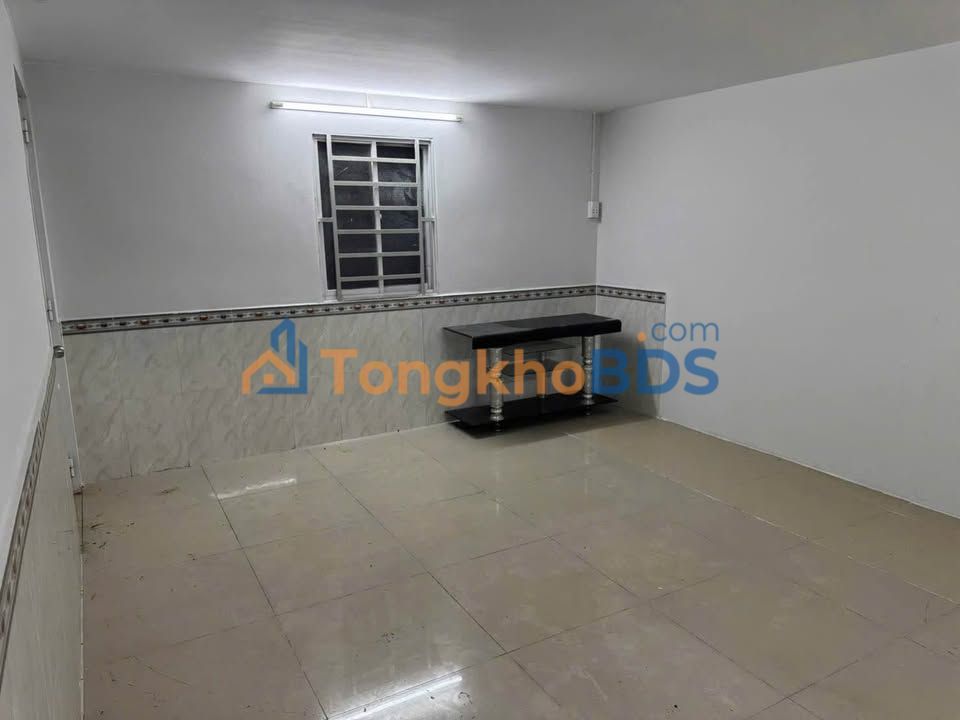 Nhà 80m² Lê Văn Việt, Thủ Đức - Giá 6 Tỷ, Kinh Doanh Tốt