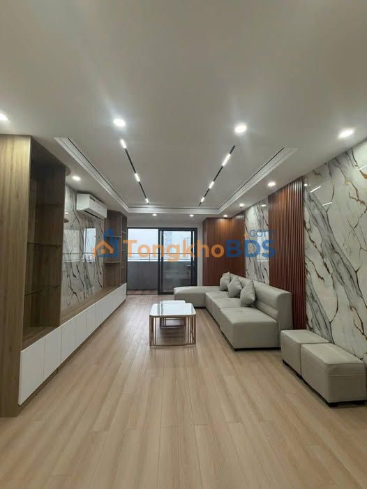 Nhà riêng Việt Hưng 42m² 7.09 tỷ - Sẵn sàng ở ngay