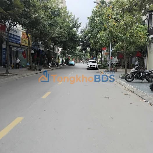 Bán đất Giang Biên Long Biên 69m² - Kinh doanh tốt, ô tô tránh