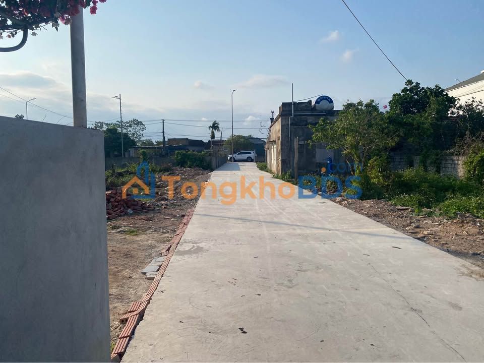 Bán Gấp Lô Góc Hải Hòa, Móng Cái - 121m², Mặt Tiền 11m, Giá Đầu Tư