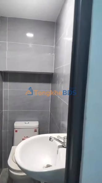 Nhà 1 Trệt 2 Lầu 15m² Lý Thường Kiệt, Tân Bình - Giá Tốt 1.75 Tỷ