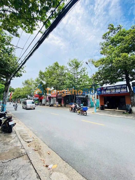 Nhà Mặt Tiền Kinh Doanh Trần Quốc Toản, Biên Hòa - 135m², 9 Tỷ