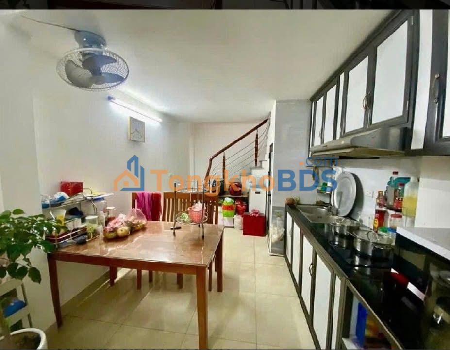 Nhà 32m² Yên Nghĩa, Hà Đông - Ô tô tránh, 3 tầng, Giá 8 tỷ