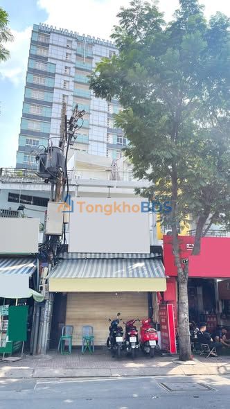 Mặt Tiền Âu Cơ Q11 - Kinh Doanh Sầm Uất, 4.3x26m, Giá 33 Triệu/Tháng