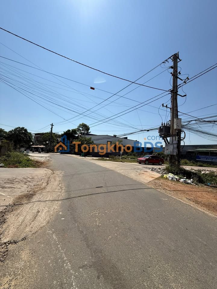 Nhà phố kinh doanh Đỗ Xuân Hợp, Buôn Ma Thuột - Giá từ 3.3 tỷ